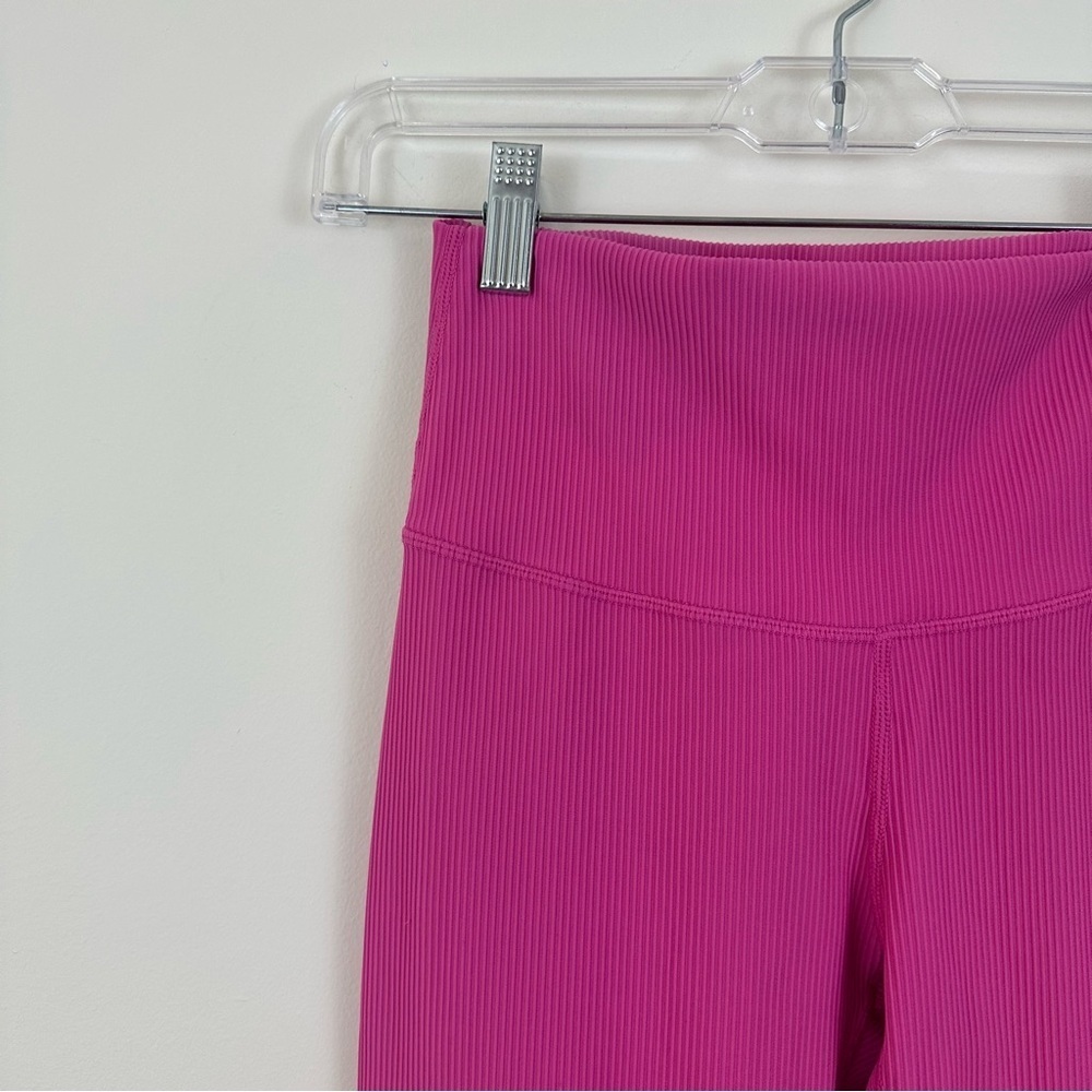 Zyia Active | Pink Ribbed Muted Magenta Hi-Rise Crop Leggings Size Medium (6-8) - Picture 3 of 6